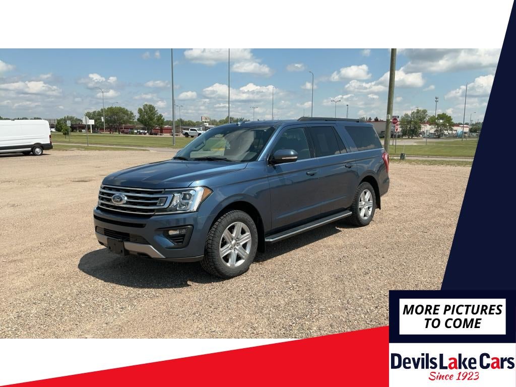 2018 Ford Expedition MAX XLT in Blue — front three-quarter view