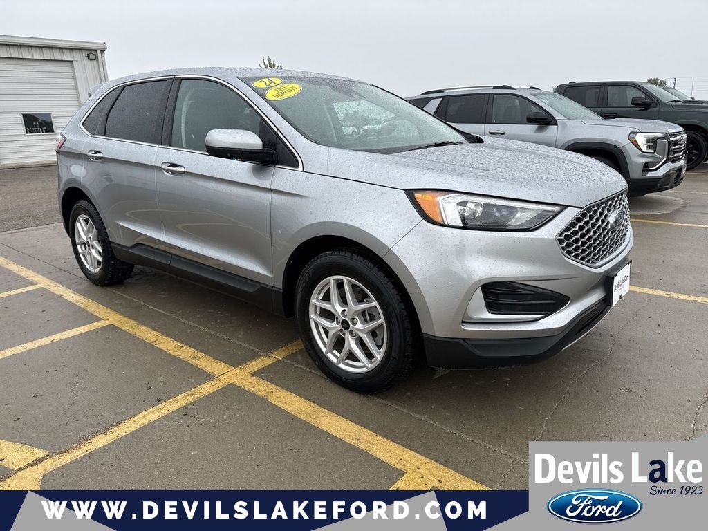2024 Ford Edge SEL in Iconic Silver Metallic — front three-quarter view