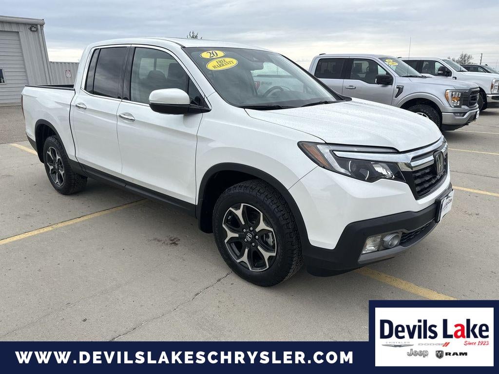 2020 Honda Ridgeline RTL-E in Platinum White Pearl — front three-quarter view